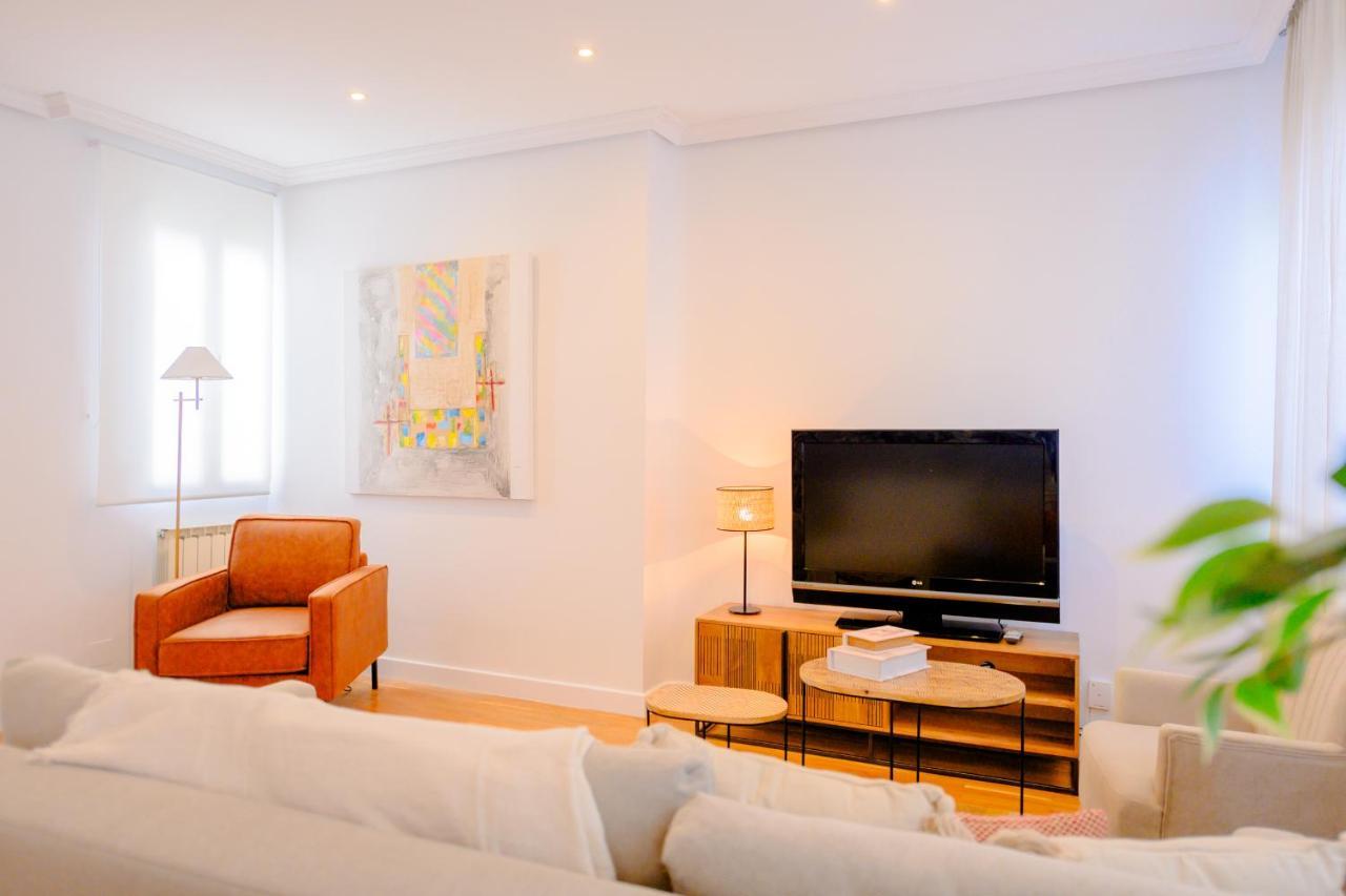 For You Rentals Coqueto Y Bonito Apartamento Temporal De Dos Dormitorios En El Retiro Axii66 马德里 外观 照片